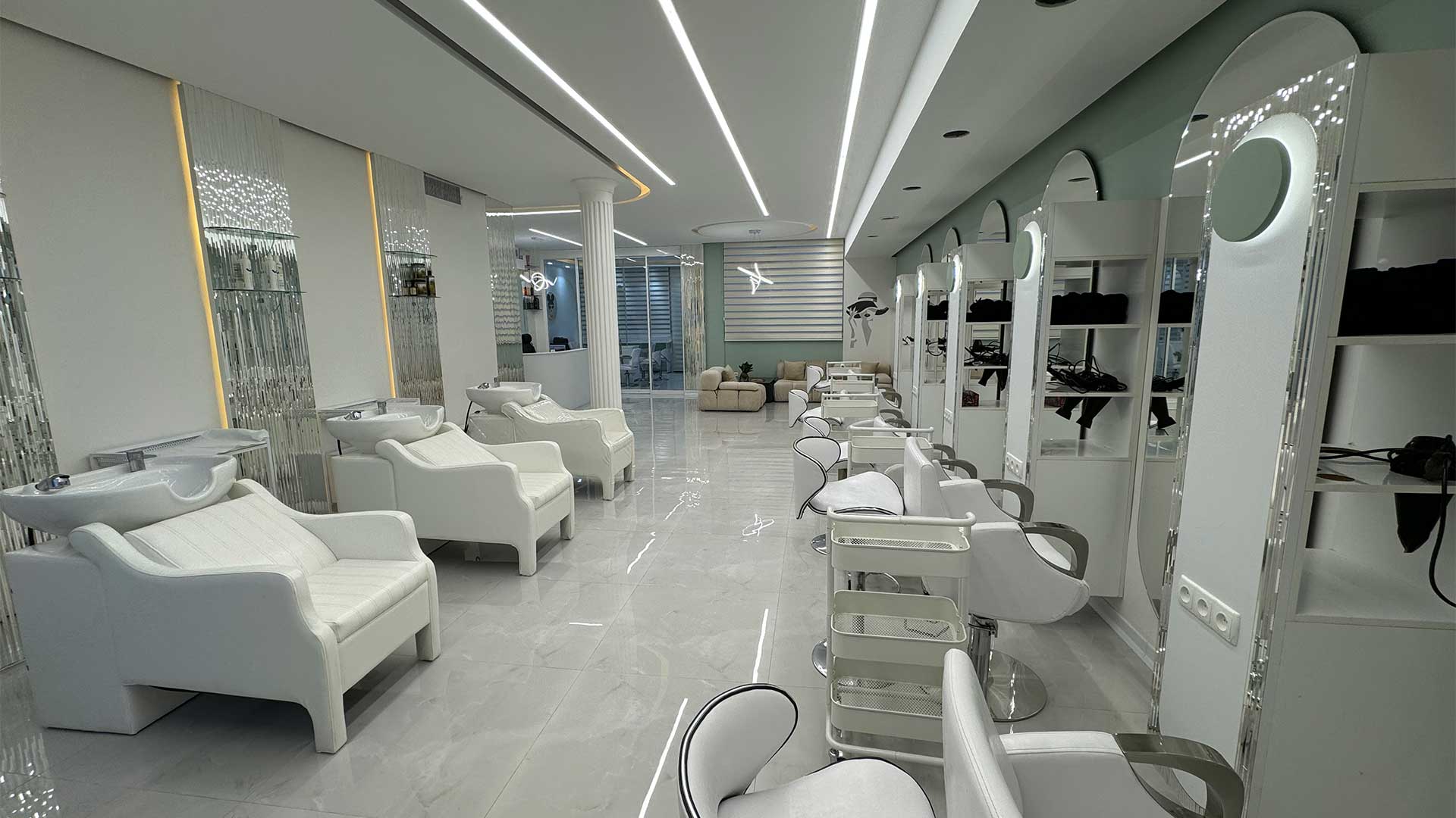 beauty-clinic-slide-1-
